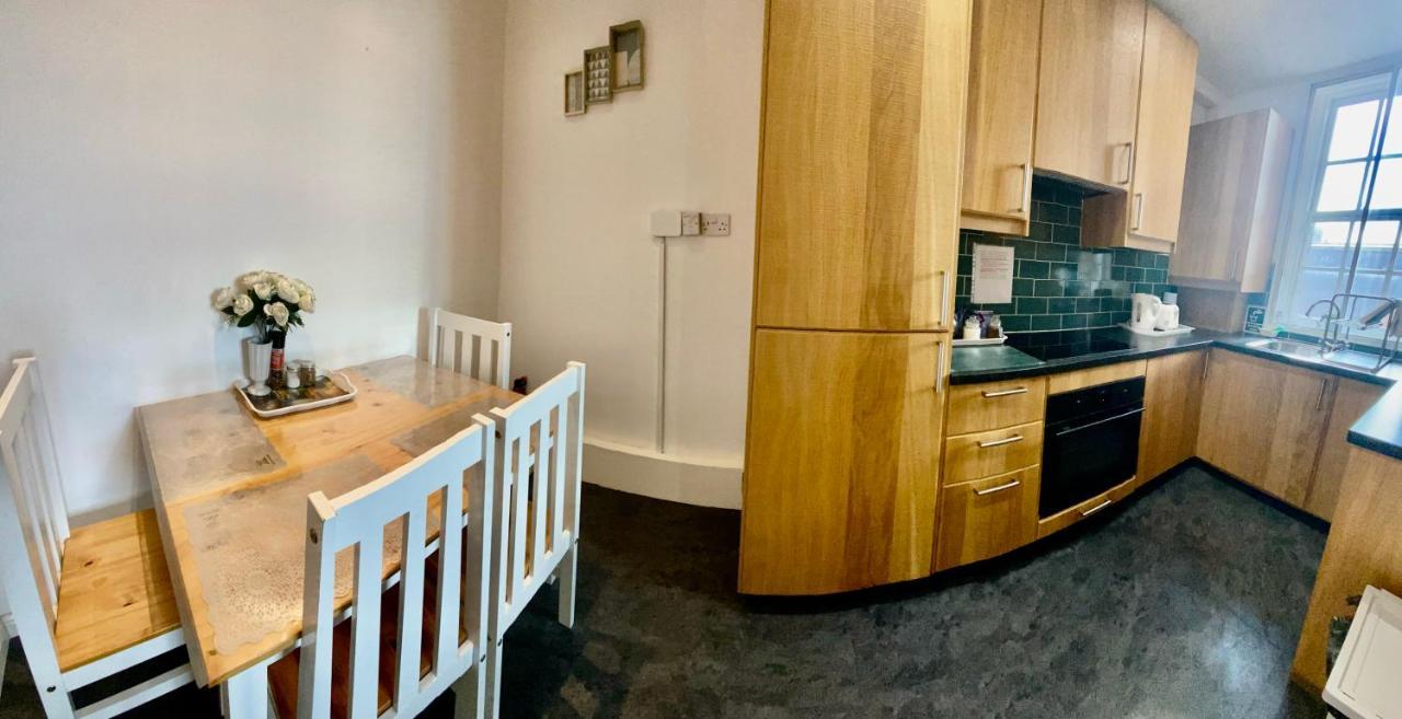 Old Town View Apartment Εδιμβούργο Εξωτερικό φωτογραφία